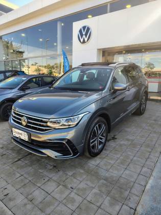 VOLKSWAGEN TIGUAN 2.0 300 TSI GASOLINA ALLSPACE R-LINE AUTOMÁTICO